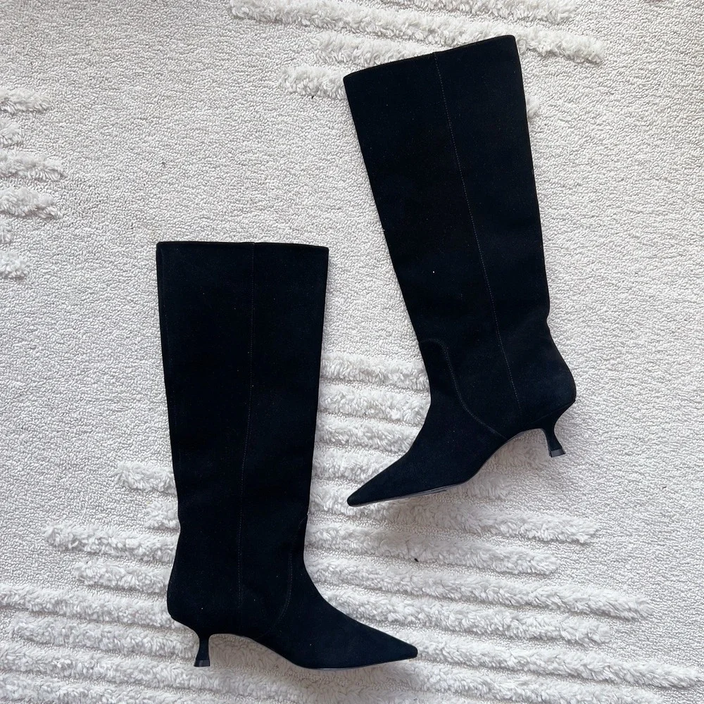 Stuart Weitzman Vinnie 50 Pointed Toe Knee High Boots Black Suede Pull On US 6